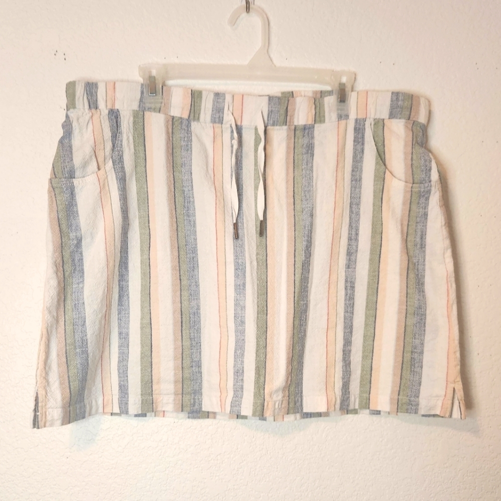 Adventura Skirt with Drawstring, Size XL‎